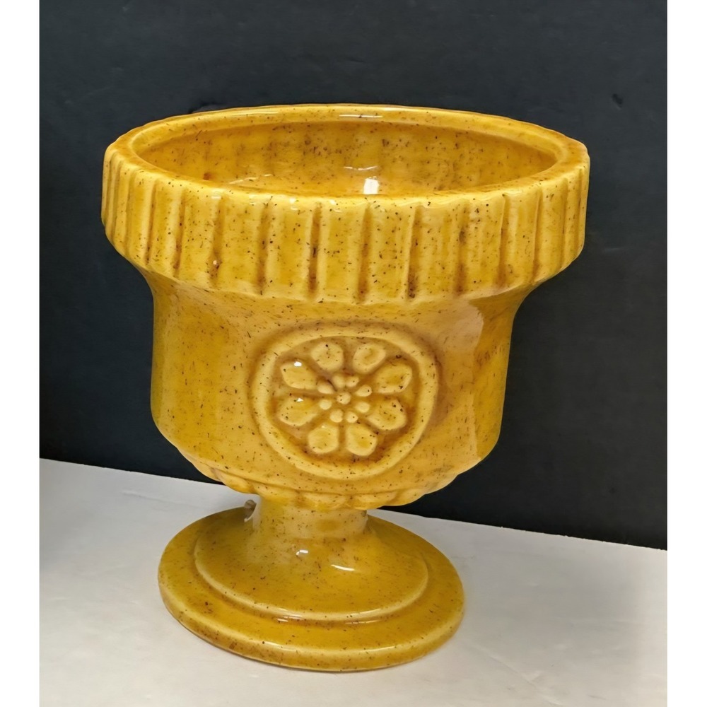 Haeger USA Yellow Gold Colored Planter Vintage Ceramic Crazed 5.5" Tall 4.25" D.